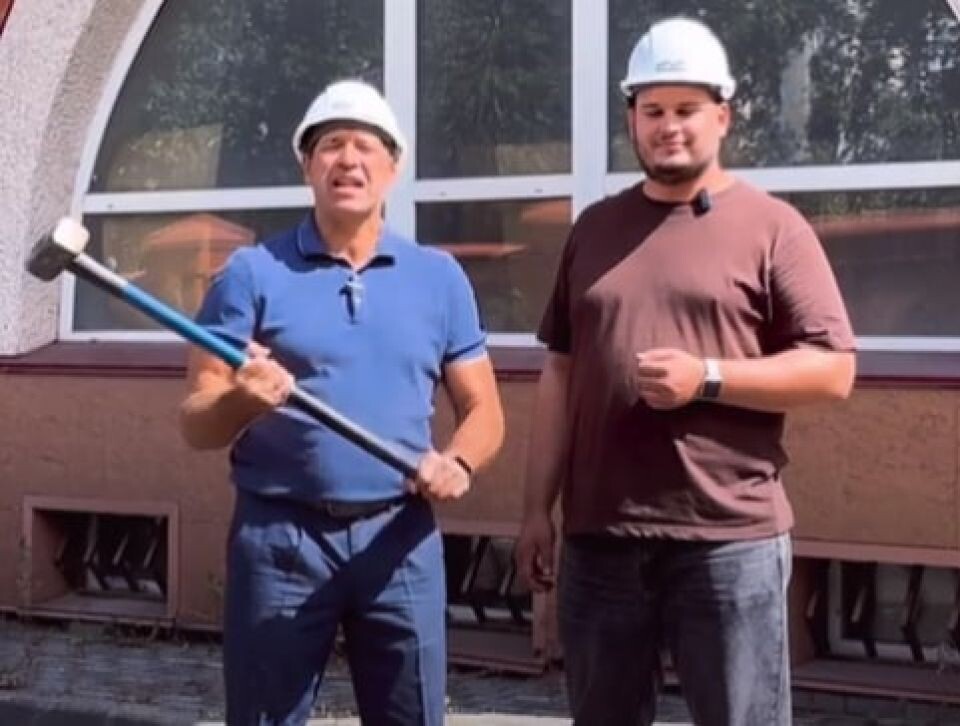    Снос "Красного замка" в Барнауле. Источник: vk.com/knyazevboris