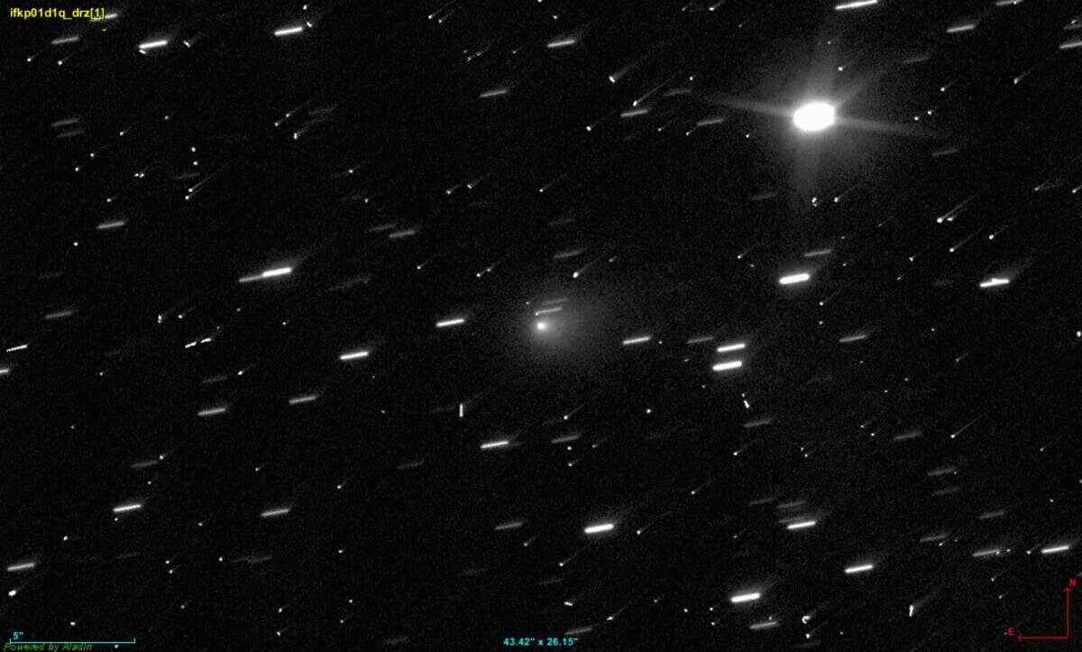    Межзвездная комета 3I/ATLAS в объективе телескопа «Хаббл» / © NASA / ESA / Hubble