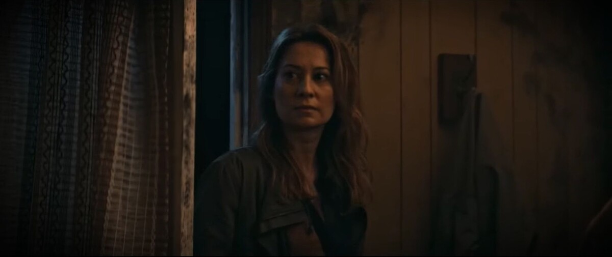 Мия Бреннан (Камилль Салливан)