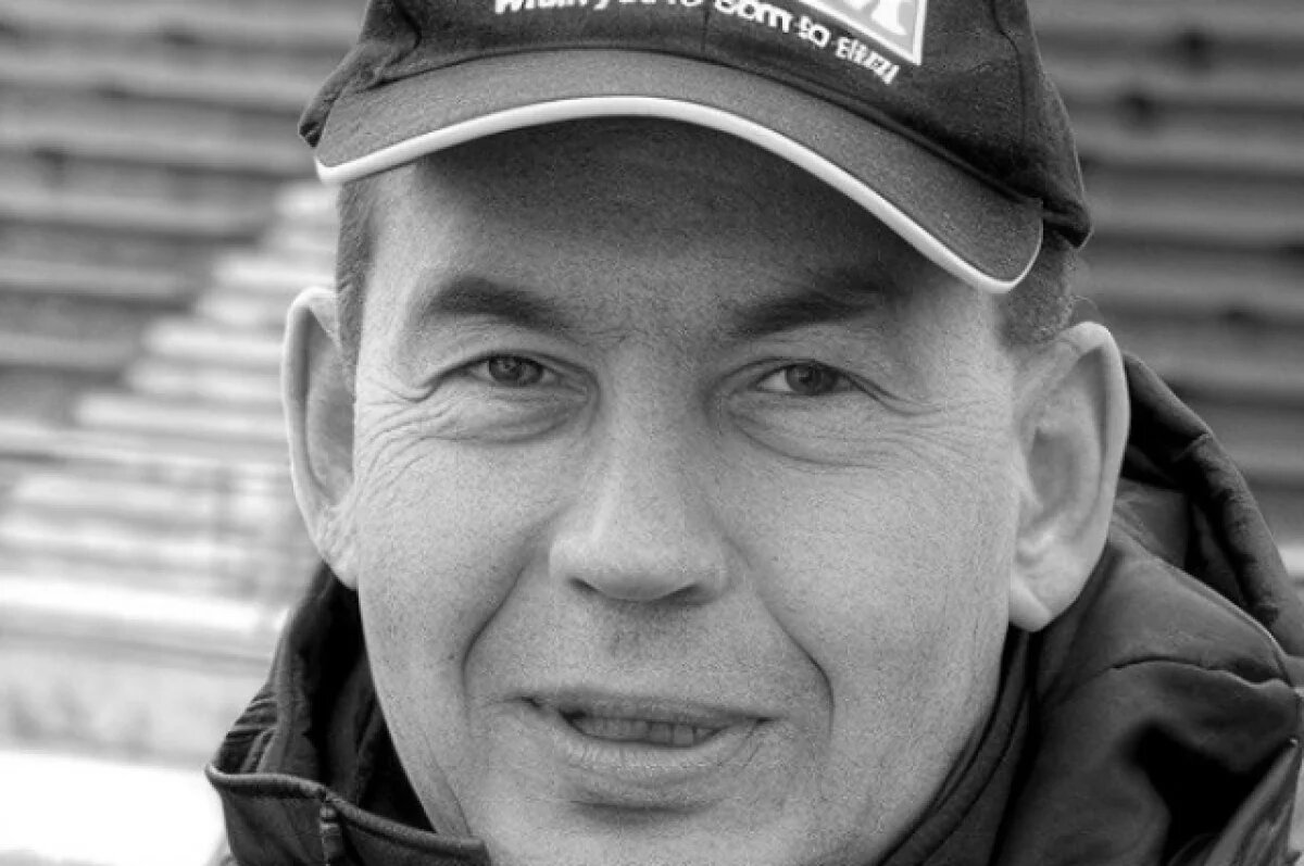    Умер тренер ХК «Байкал-Энергия» Евгений Выборов