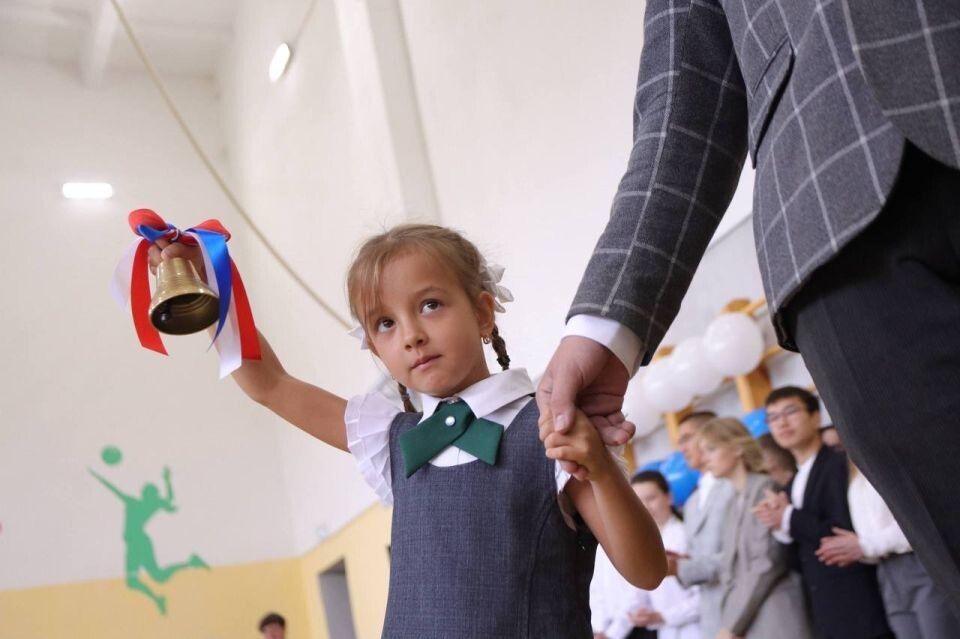    День знаний в гимназии №3 Горно-Алтайска. Источник: t.me/turchak_andrey