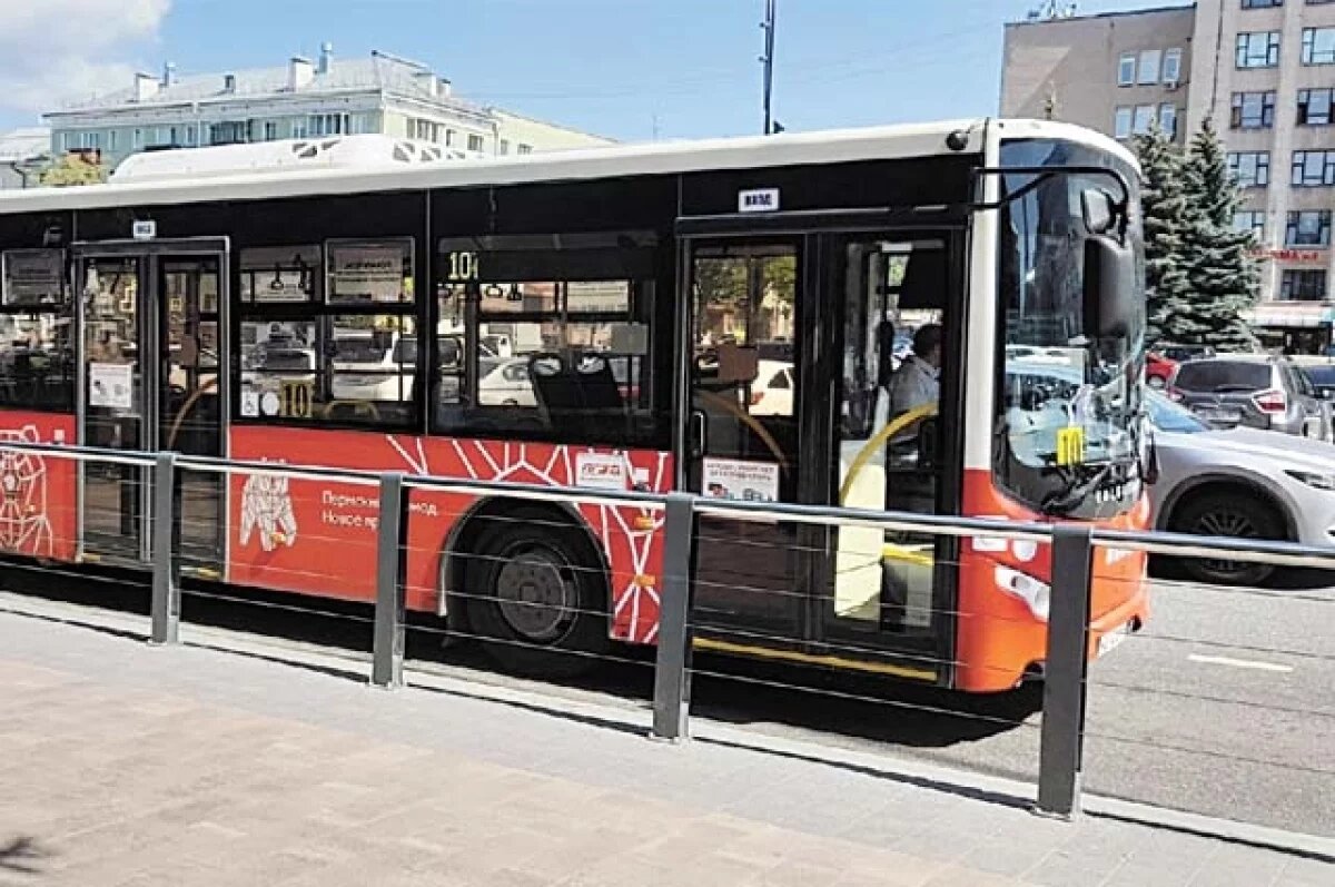    В Перми восстановили движение автобусов на перекрёстке в центре города
