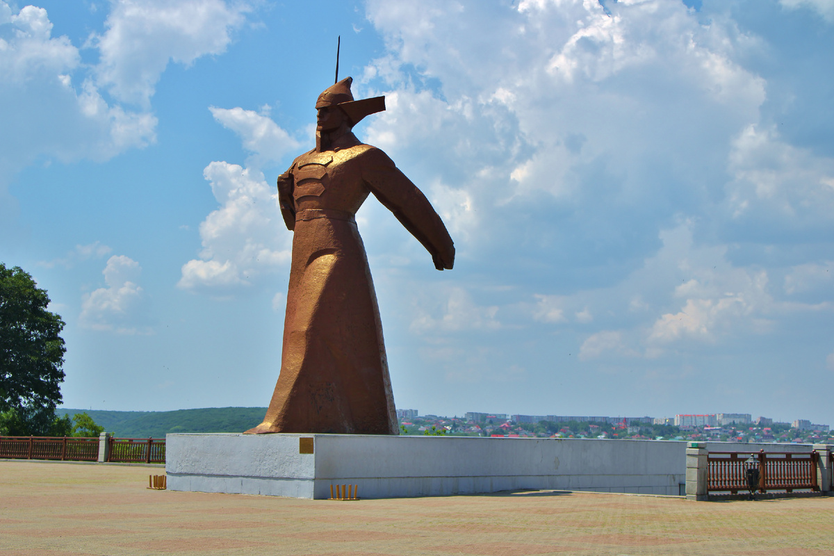 ""Будёновец- один из символов Ставрополя
