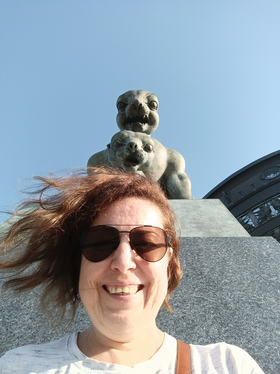 Со львами сфоткались