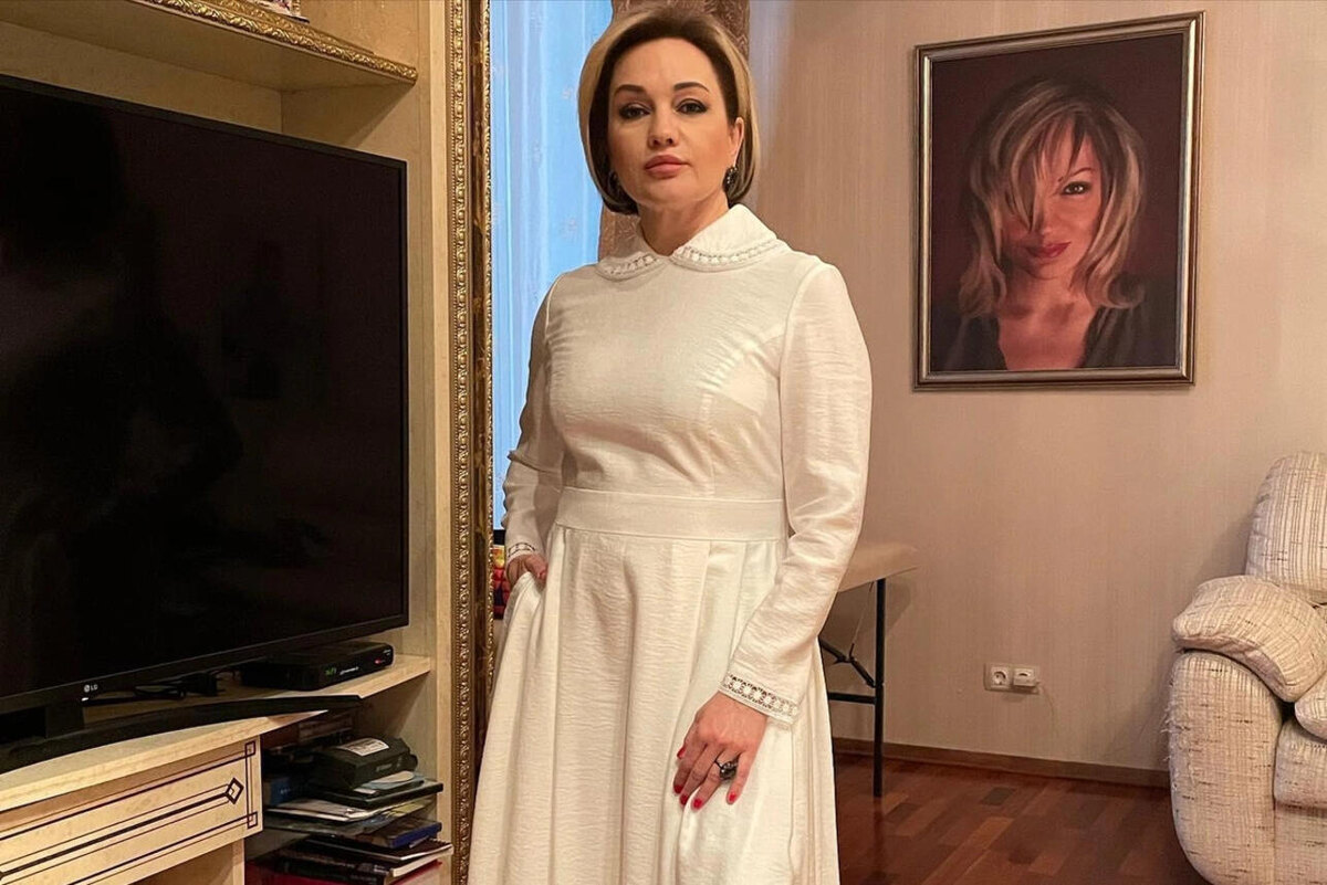    Татьяна Буланова в гостиной Социальные сети