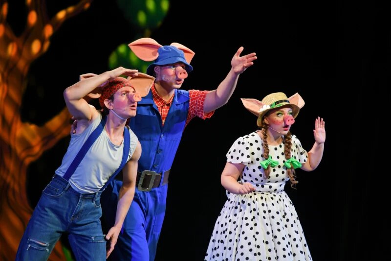 Листайте вправо, чтобы увидеть больше изображений