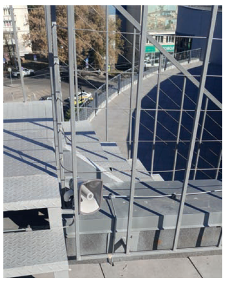 Смотровая площадка, над уровнем эксплуатируемой крыши. Ревун – часть системы управления эвакуацией