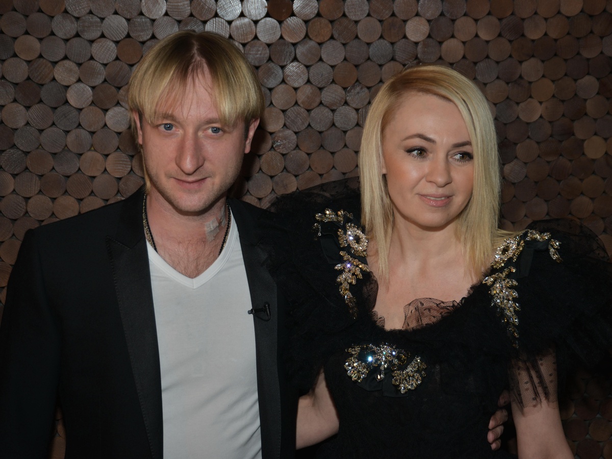    Евгений Плющенко и Яна РудковскаяLegion-Media