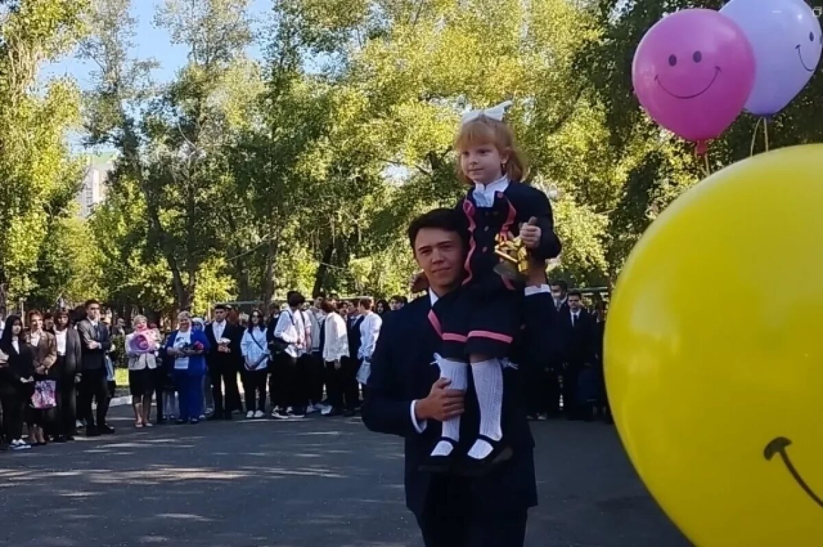    Глава Пскова: Желаю каждому ученику найти в этом году свой главный интерес