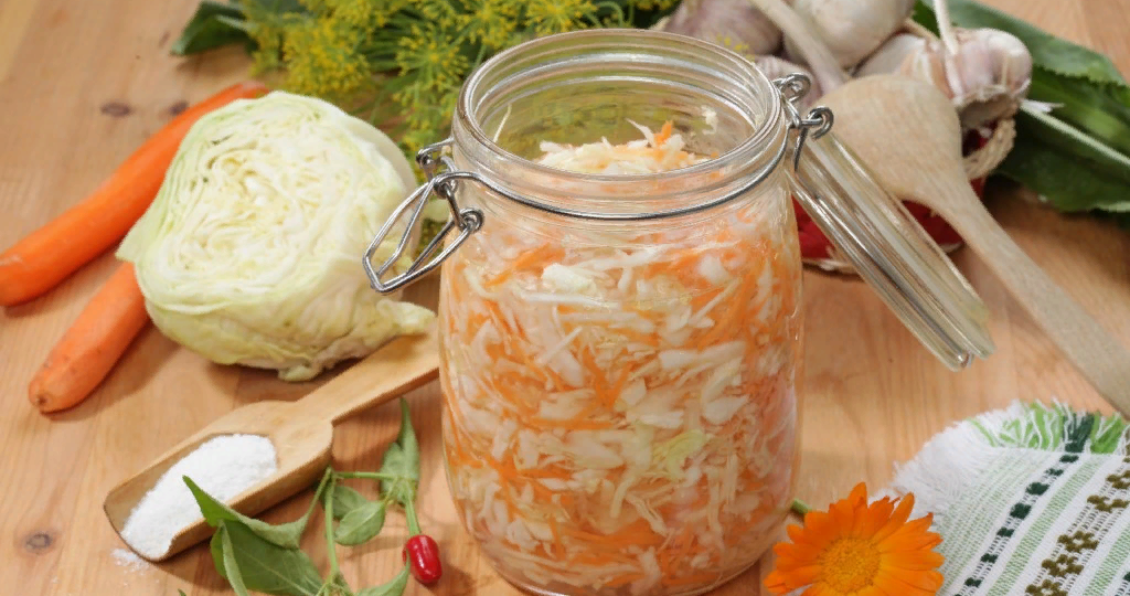 Квашеная капуста в банке