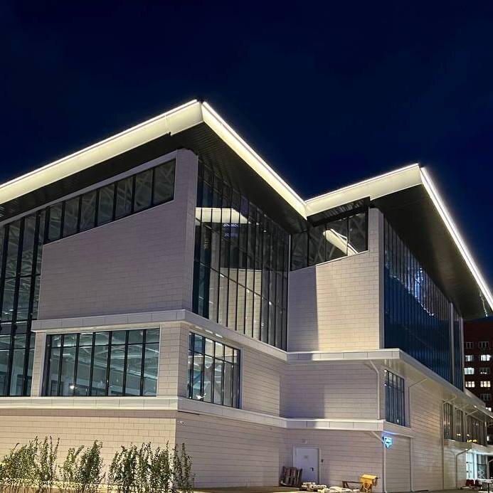     Красноярцев просят помочь выбрать название для бассейна в Северном