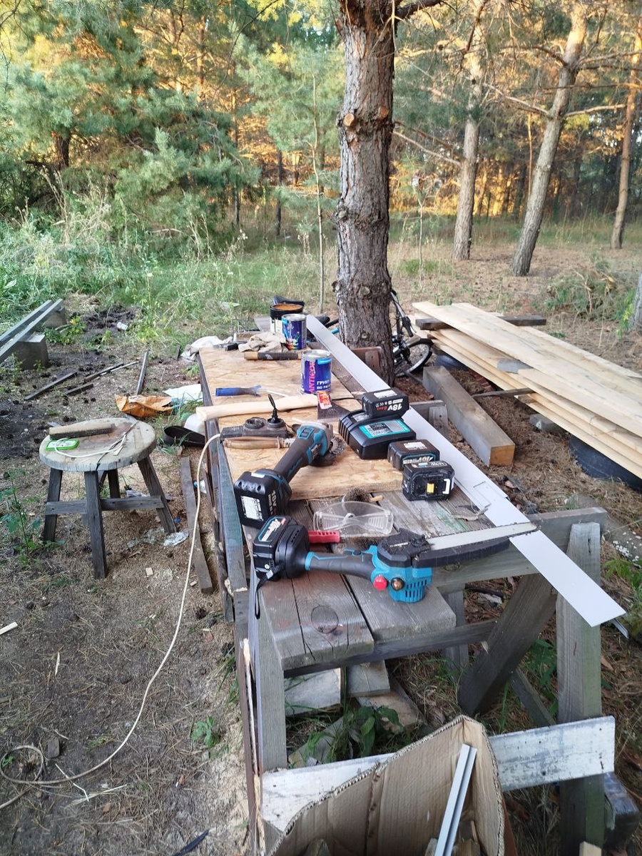 Пока мое рабочее место выглядит вот так