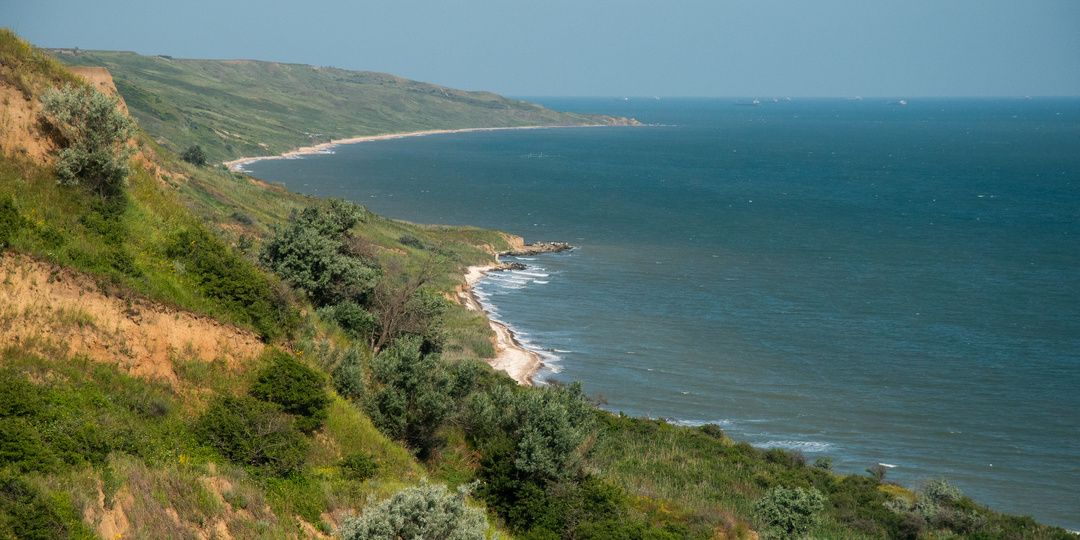 Мыс Пеклы и колоритный поселок на Азовском море - курорт Кучуругы. Зачем сюда стоит поехать?