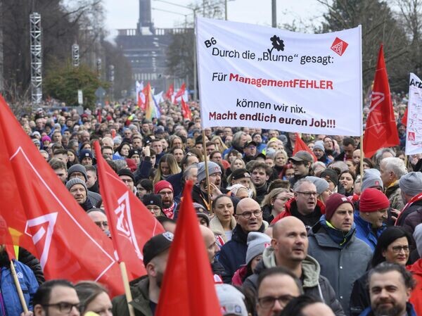    © AP Photo / Julian Stratenschulte/Pool Photo via AP