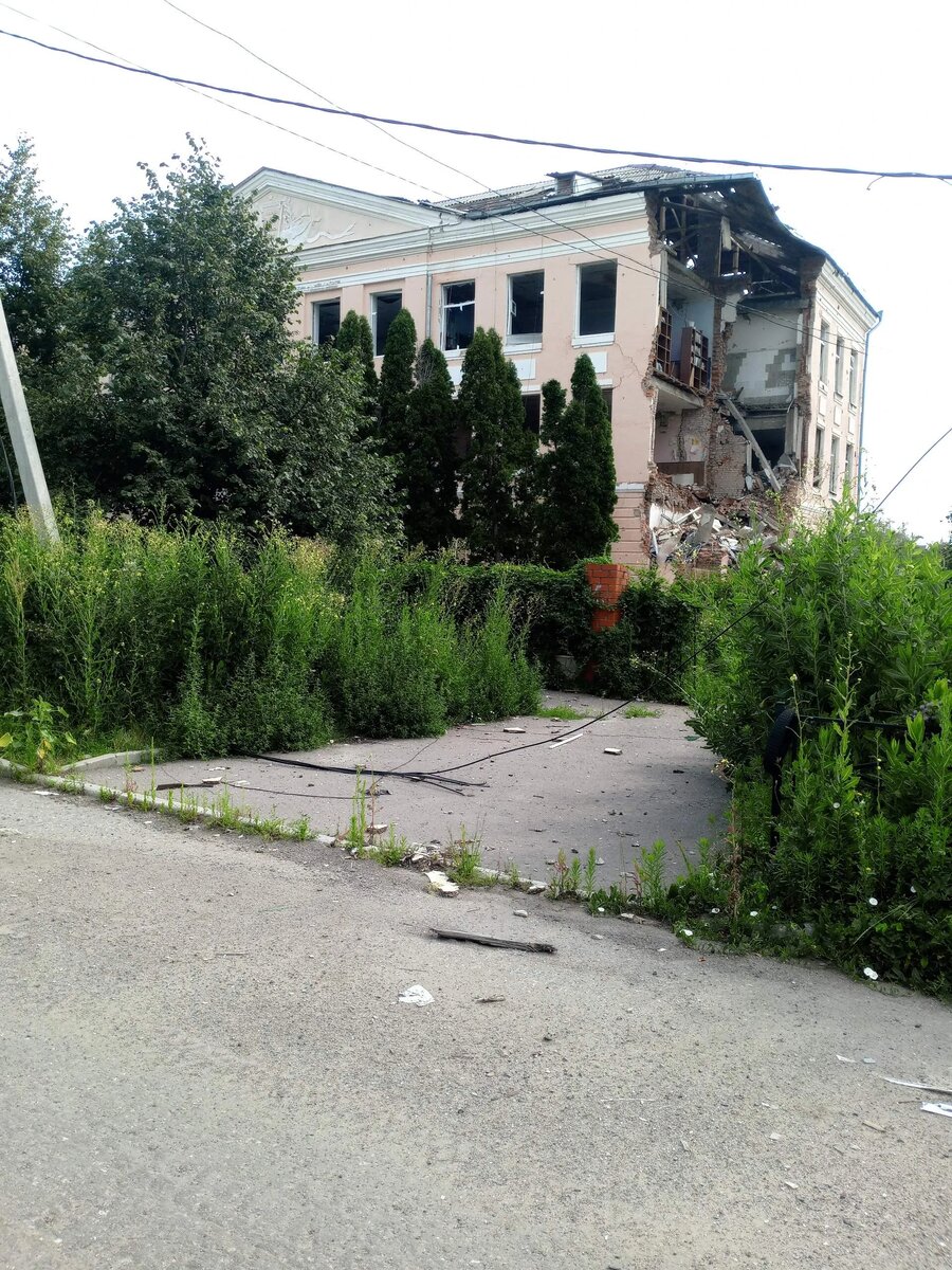 Школа №1 в Судже (Фото Е.Ященко)