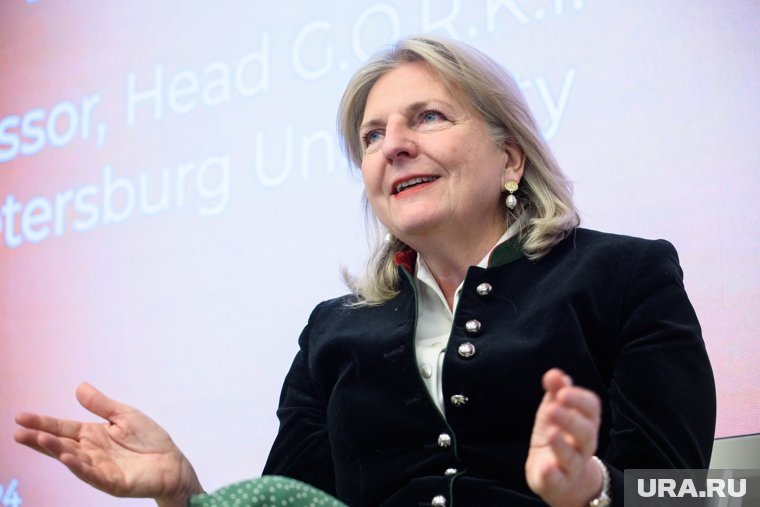    Бывшая глава МИД Австрии рассказала об угрозах из-за ее пророссийской позиции