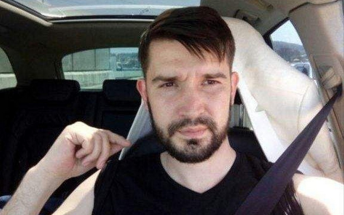    Политтехнолога Репринцева задержали в момент передачи взятки зампреду ТИК Центрального района Воронежа Фото: соцсети Артема Репринцева