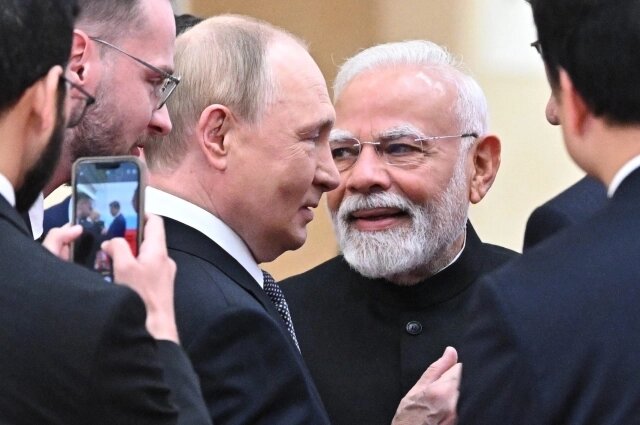    Владимир Путин и Нарендра Моди. Фото: kremlin.ru/ Сергей Бобылёв / РИА Новости