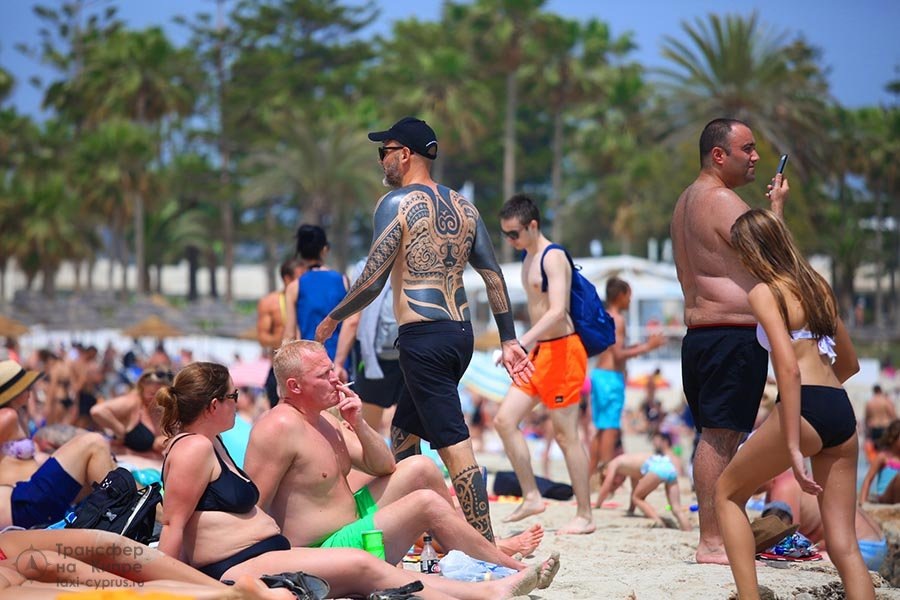 На Nissi Beach, Айя Напа