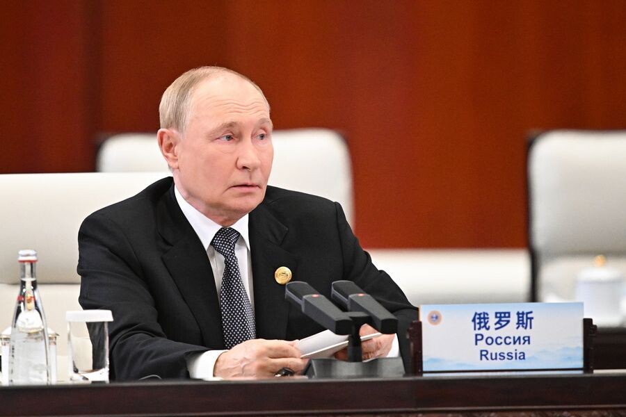    Владимир Путин во время заседания Совета глав государств — членов ШОС / Источник: © Сергей Бобылев/POOL/ТАСС