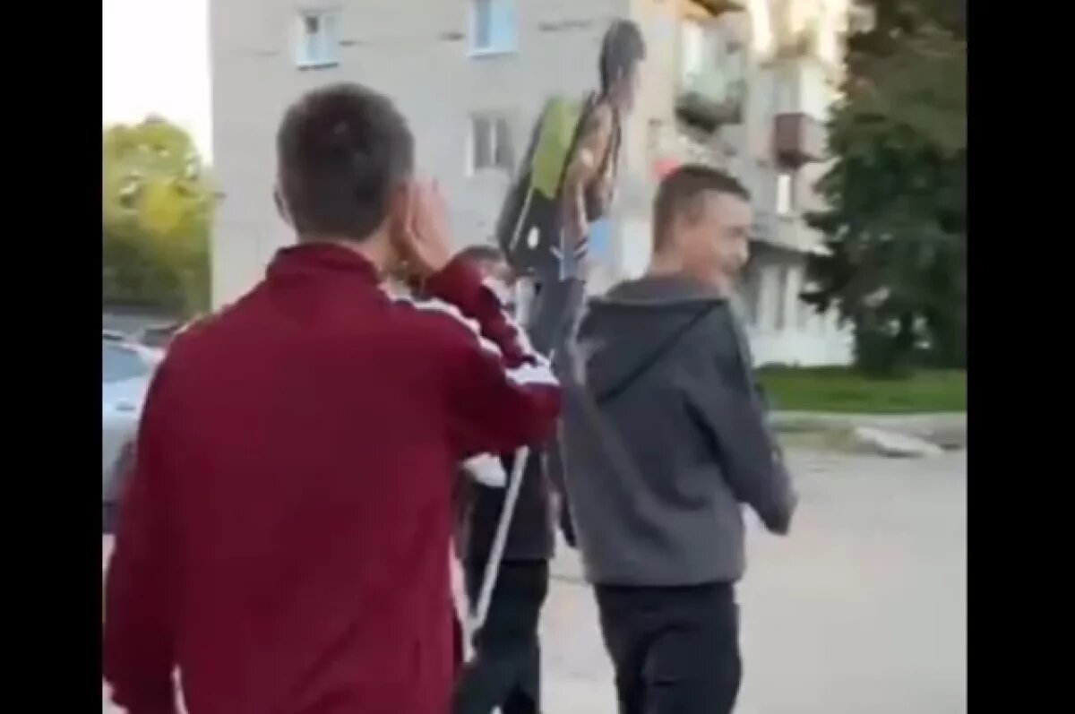    В Вышнем Волочке юные хулиганы похитили «ребёнка»