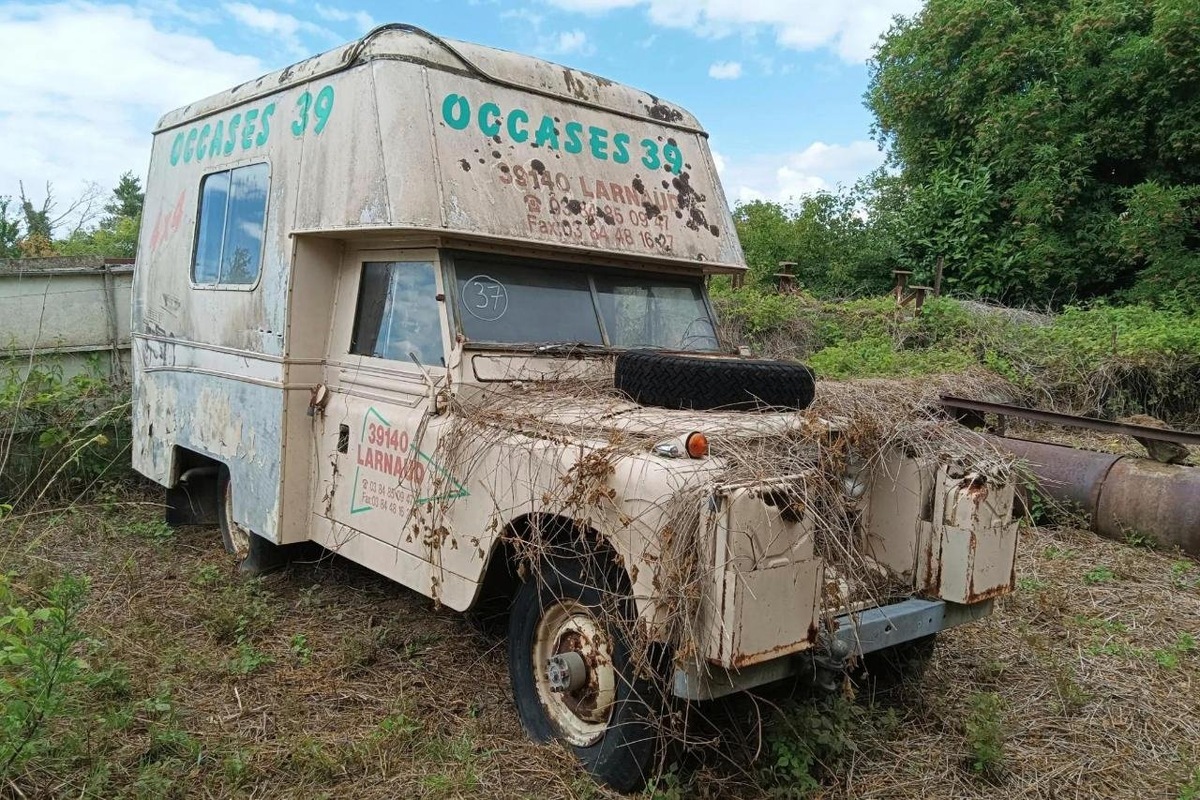    Дом на колесах для полковника жандармерии