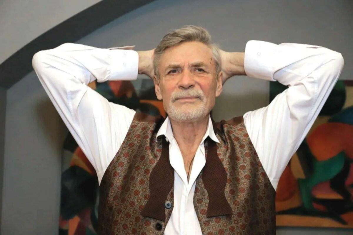 Александр Михайлов 