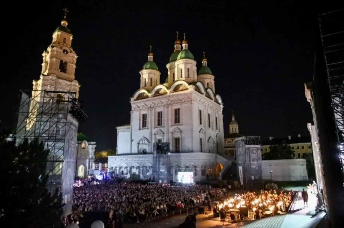    Как в Астраханском кремле прошла премьера оперы Прокофьева «Война и мир»
