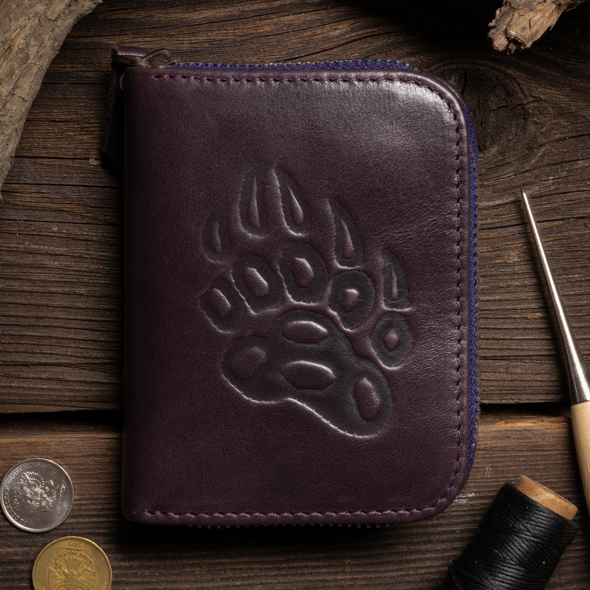 Мини-кошелёк на молнии бренда Великоросс