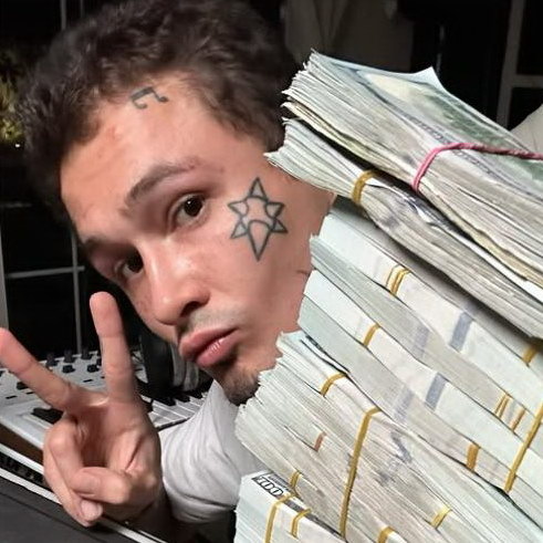     Моргенштерна* не пустили в США