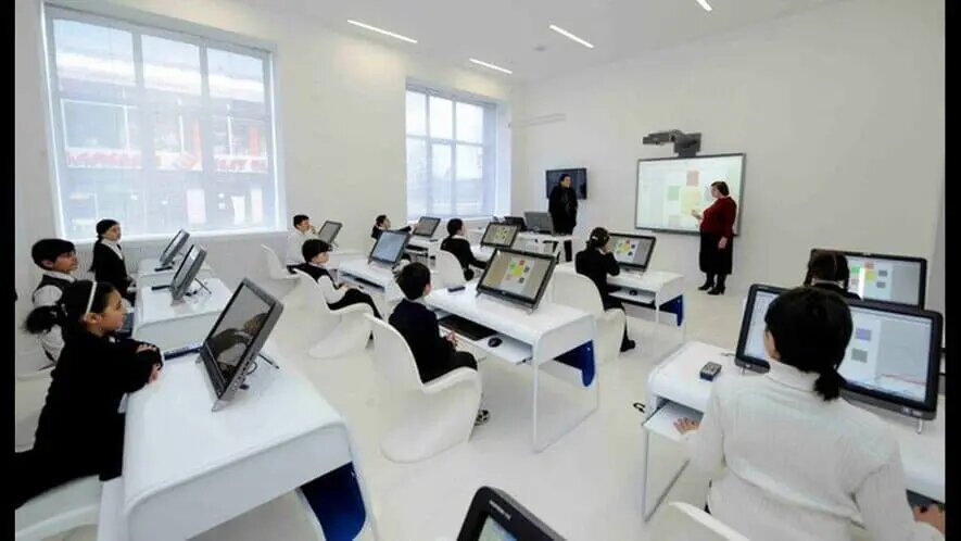 Угрозы и проблемы в сфере цифрового образования