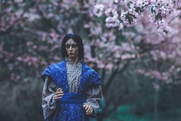 Листайте вправо