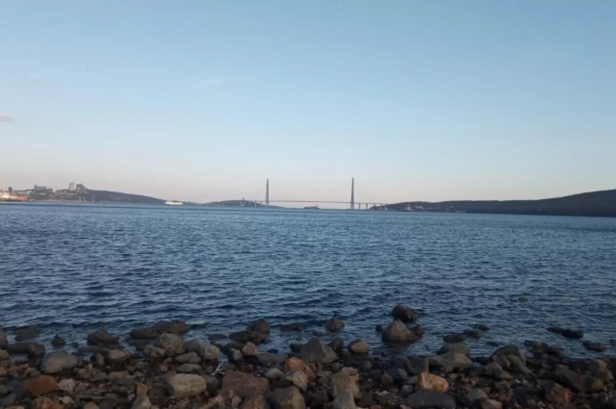    У острова Русский во Владивостоке затонул катер