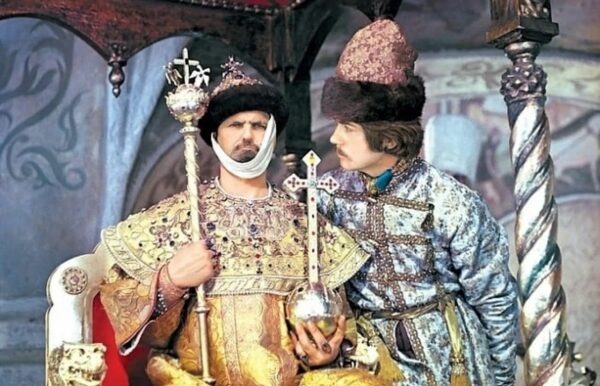    Кадр из фильма Леонида Гайдая «Иван Васильевич меняет профессию», 1973 г. culture.ru