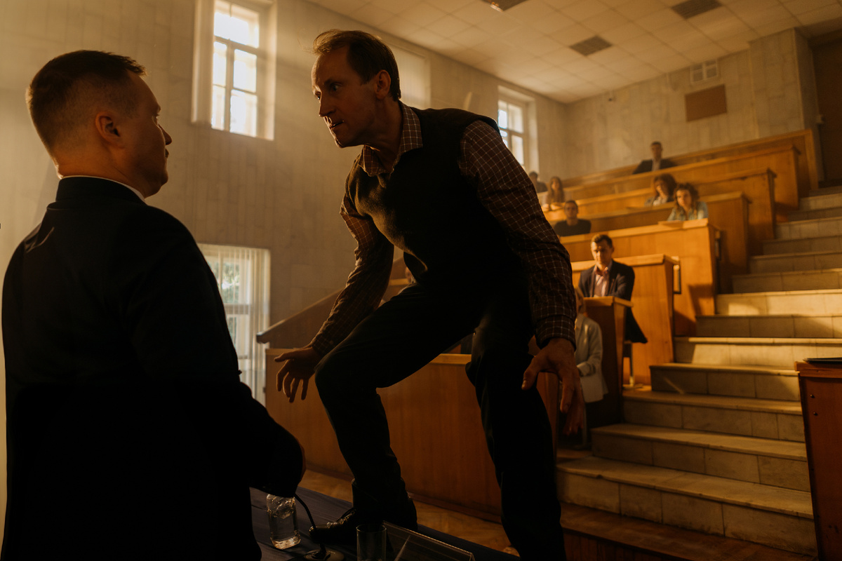 Кадр из сериала «Осторожно, люди!». Фото: телеканал СТС