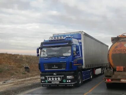 МАЗ уважают. Немецкие автобаны, французские трассы