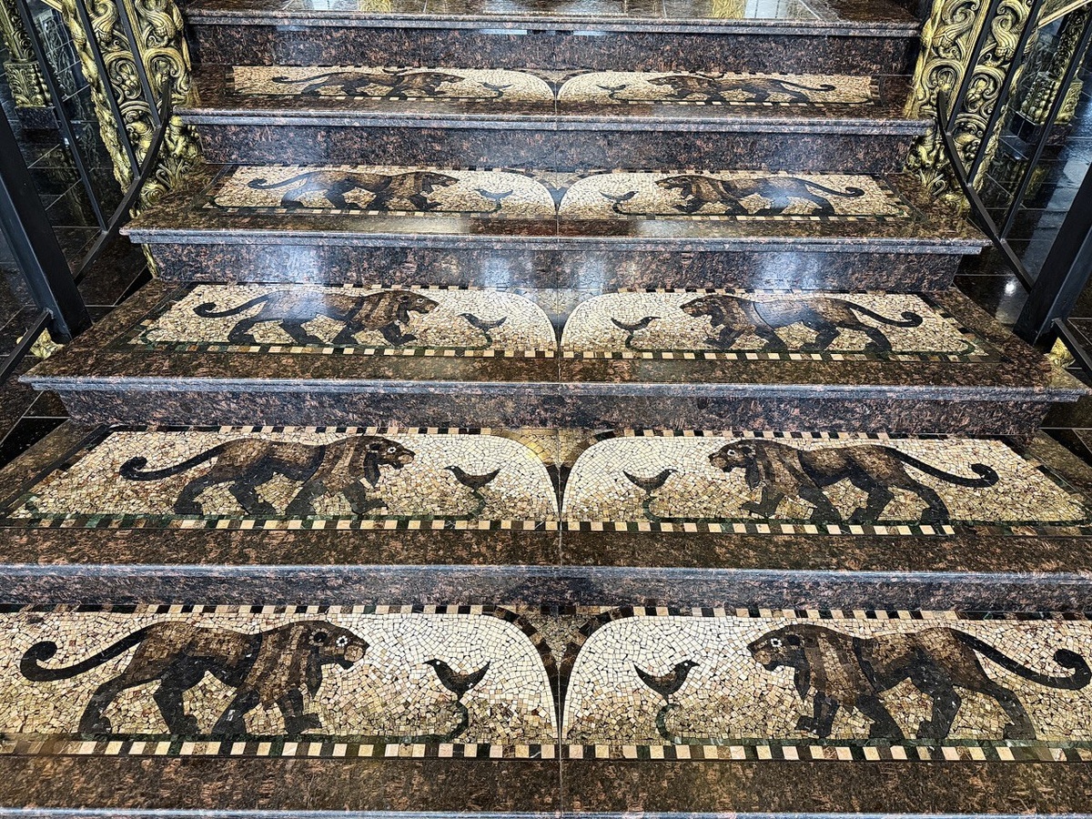 Мозаичный орнамент в технике древней Майкопской культуры