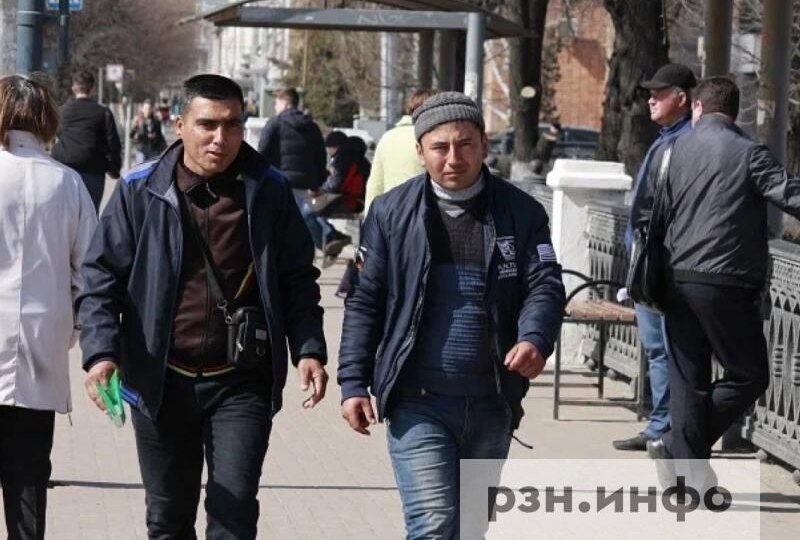 В России мигрантов без гражданства хотят обязать возмещать расходы государству