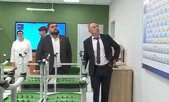     В Красноярске после капремонта открылись ещё несколько школ