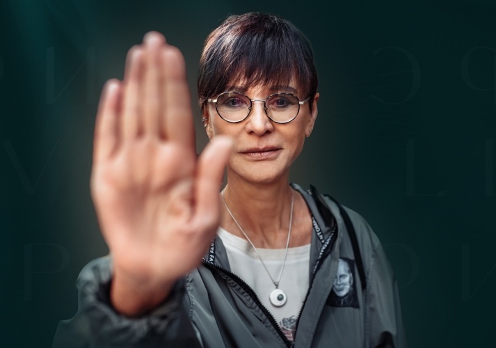 С какими людьми нужно меньше общаться: мудрые слова Ирины Хакамады