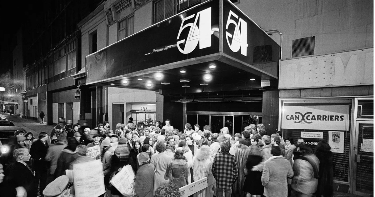    Valentino Beauty возродит клуб Studio 54 (фото 2)