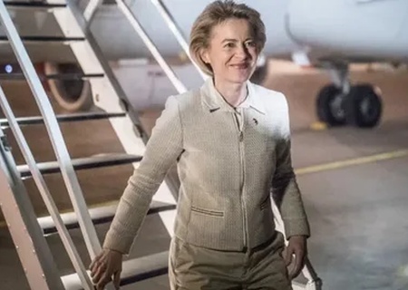    Россию обвинили в выведении GPS из строя на борту самолёта Урсулы фон дер Ляйен