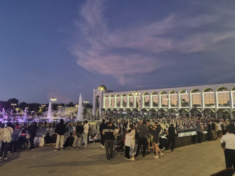    Независимость по-киргизски: от советской ностальгии до исламизации. Опрос "Антифашиста"