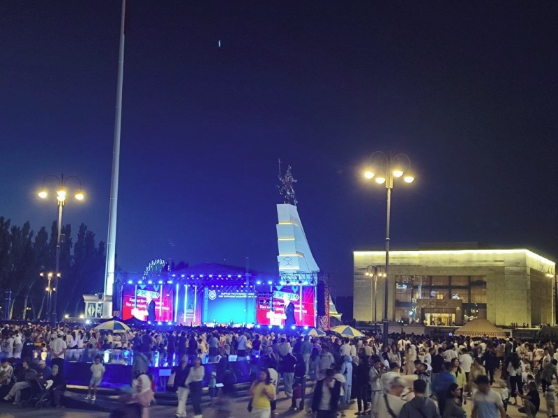    Независимость по-киргизски: от советской ностальгии до исламизации. Опрос "Антифашиста"