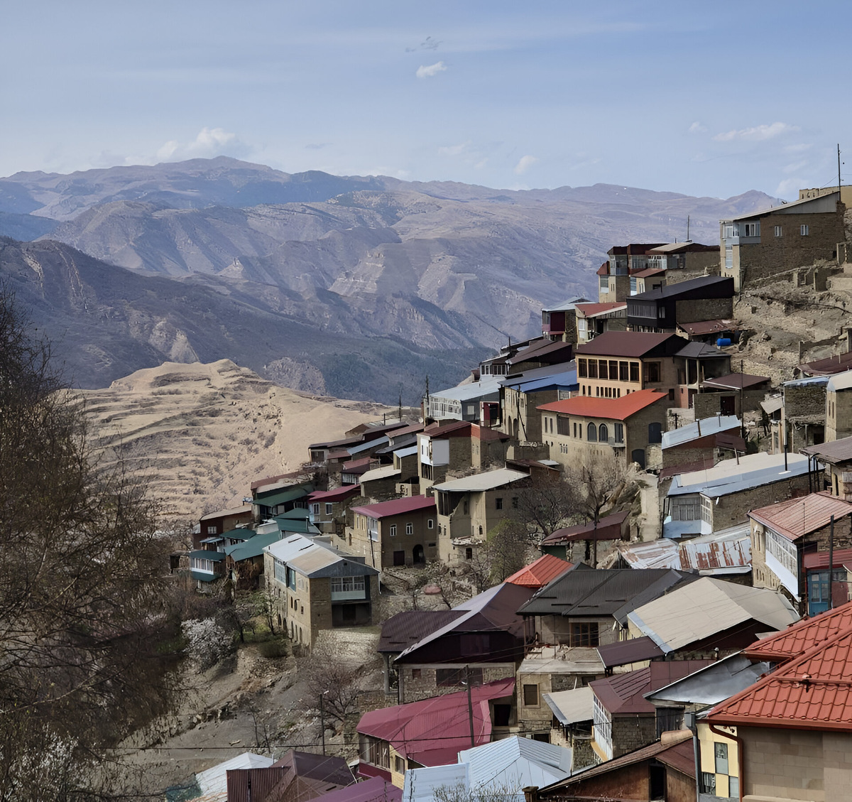 Гуляя по узким улочкам Чоха, легко представить, что ты где-то в Италии. Разве что цветов перед домами не хватает. Фото: Елена Титок