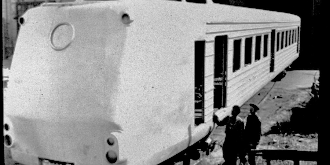 Поезд ЭР23: заветная мечта советского скоростного транспорта