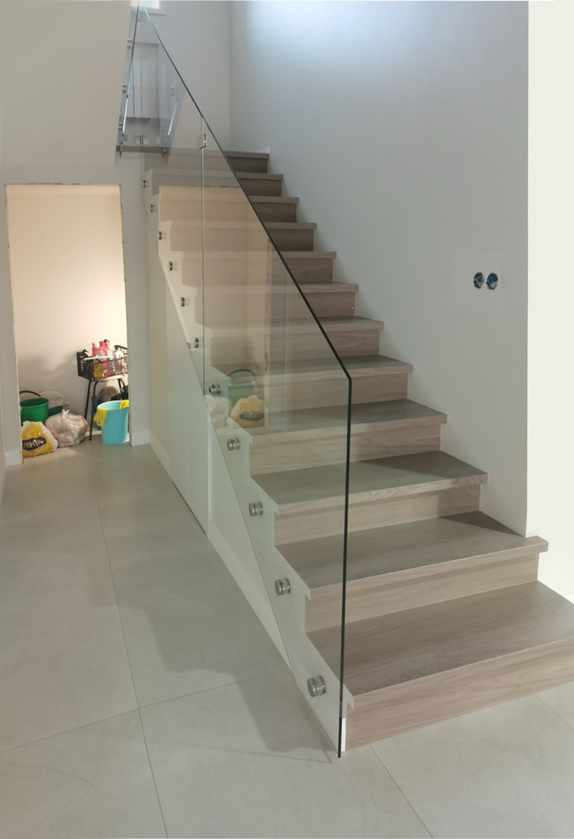 Вот так обычная лестница превращается в арт-объект