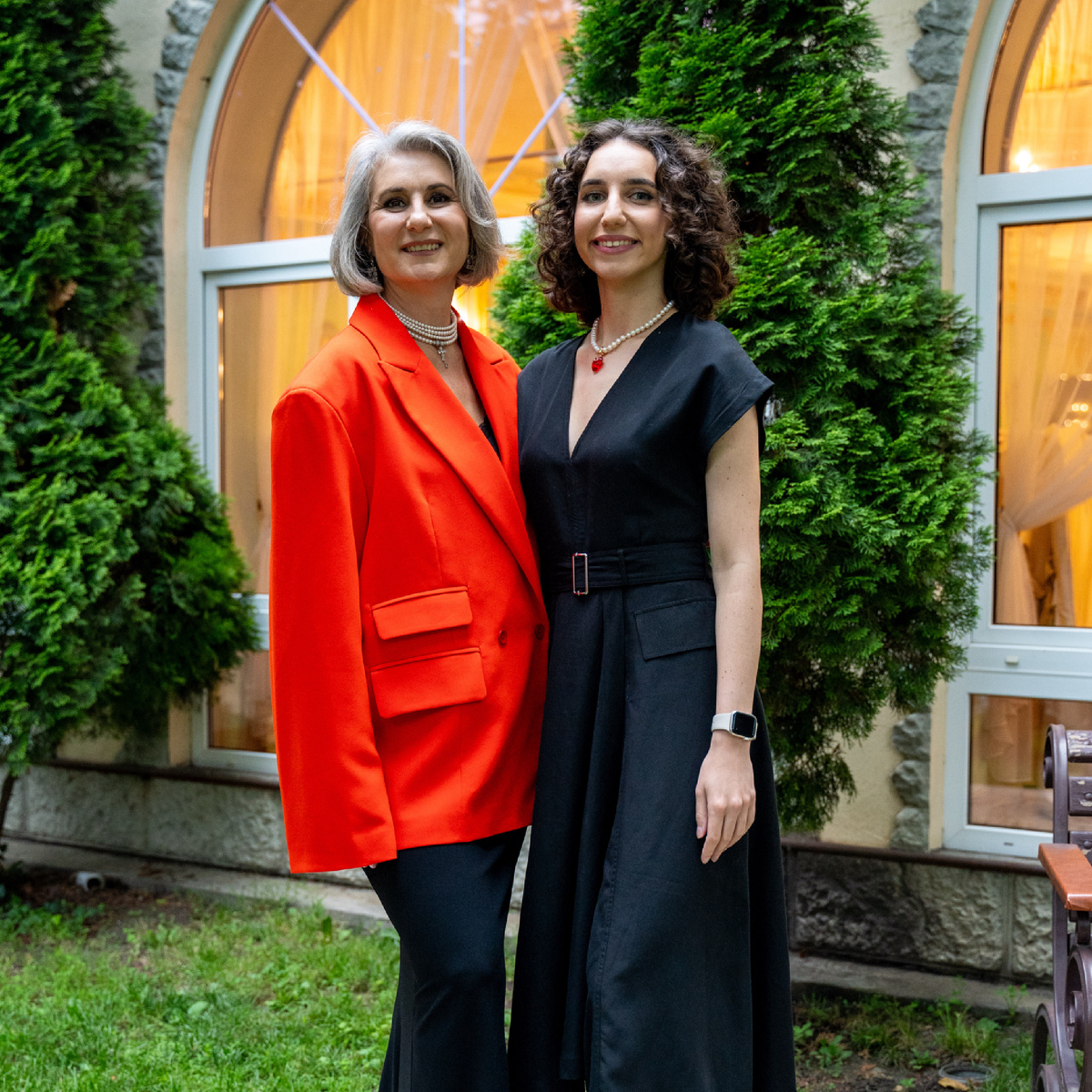 Тамара Зауровна с дочкой Дианой 