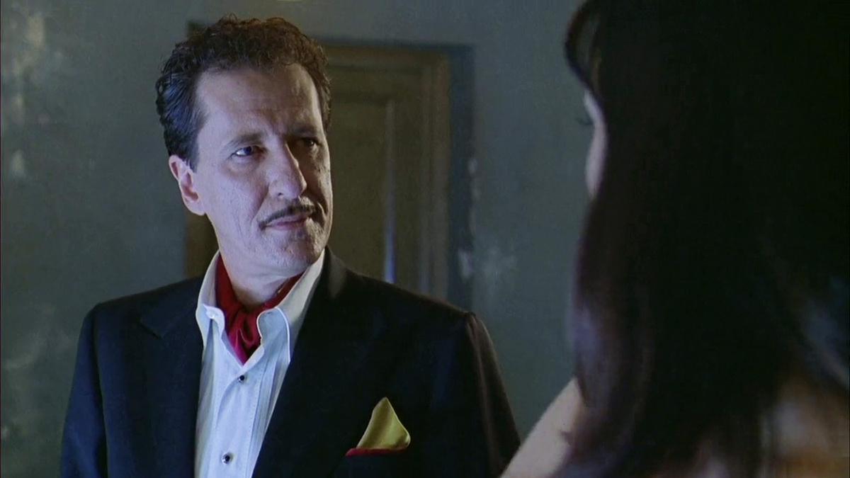 ДОМ НОЧНЫХ ПРИЗРАКОВ (1999)