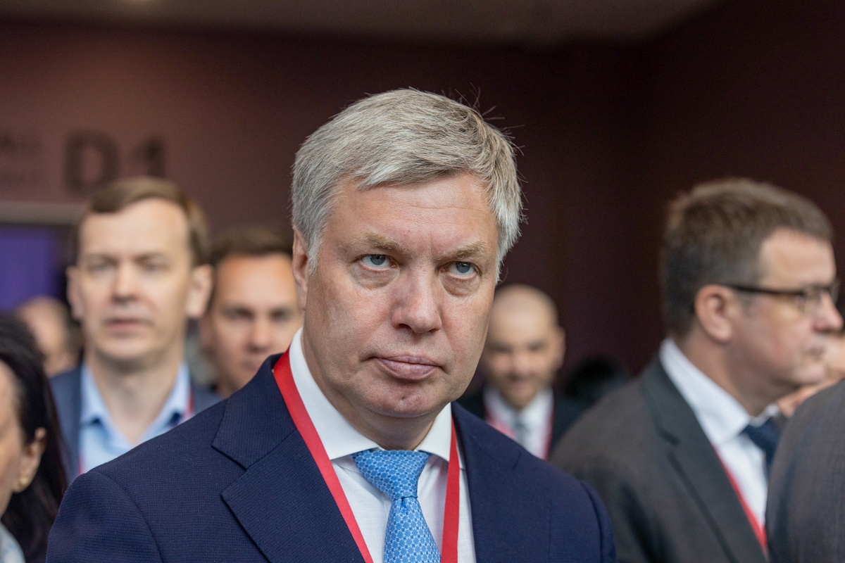 Губернатор назвал имя вице-премьера.  Фото: ФедералПресс / Иван Кабанов